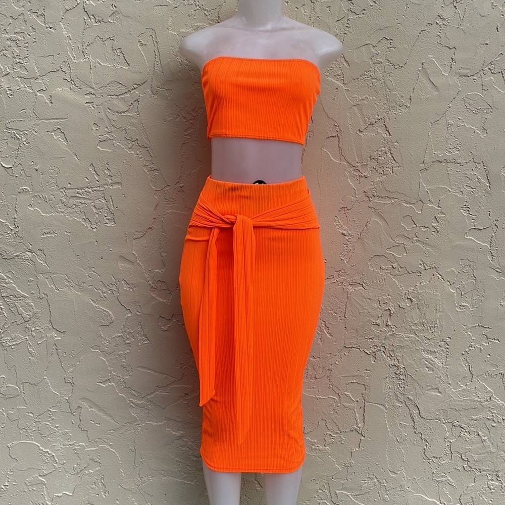 Ribbed Tie-Waist Midi Skirt Set in Bright Orange - Womens Size S